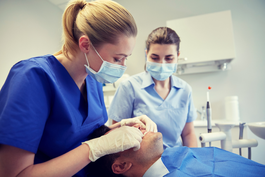 Occlusion et parodontie : comprendre le lien entre ces deux disciplines